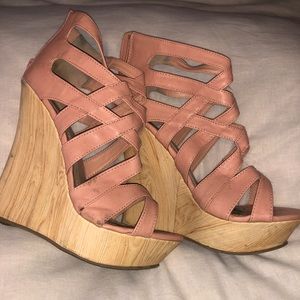 Shoe dazzle Pink Wedges